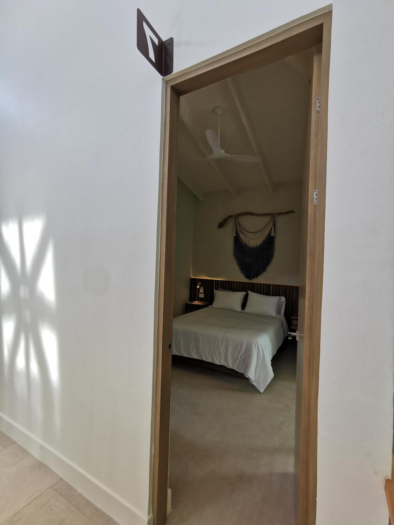 Casa Luna - Private Suites With Ocean View, Pool, Ac, Wifi Playa Santa Teresa  ภายนอก รูปภาพ