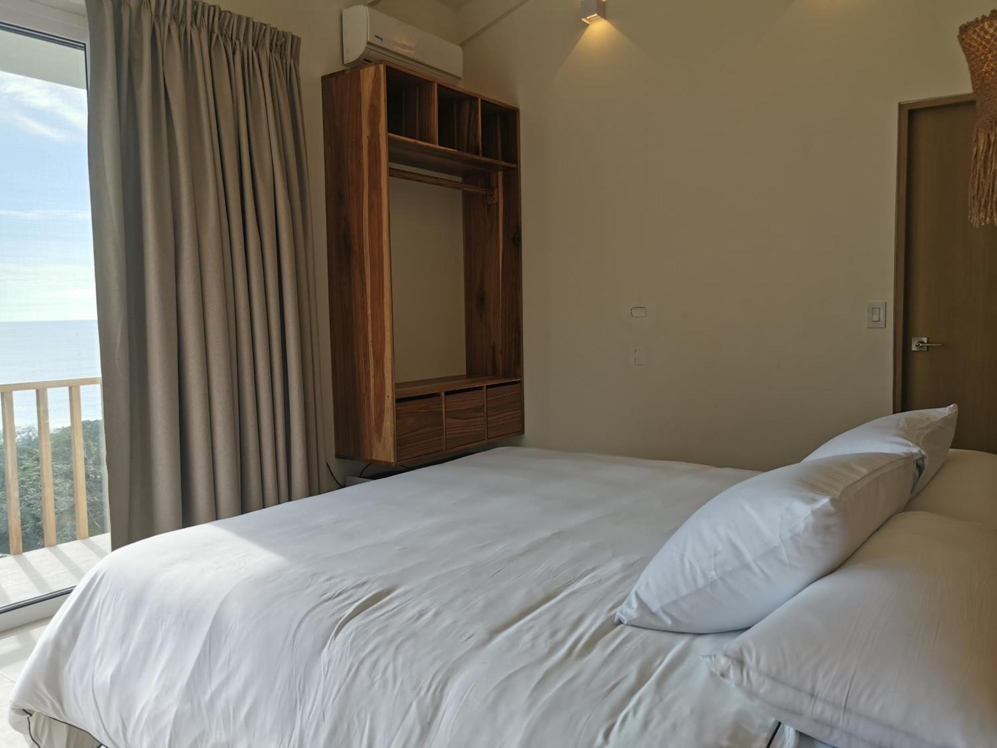 Casa Luna - Private Suites With Ocean View, Pool, Ac, Wifi Playa Santa Teresa  ภายนอก รูปภาพ